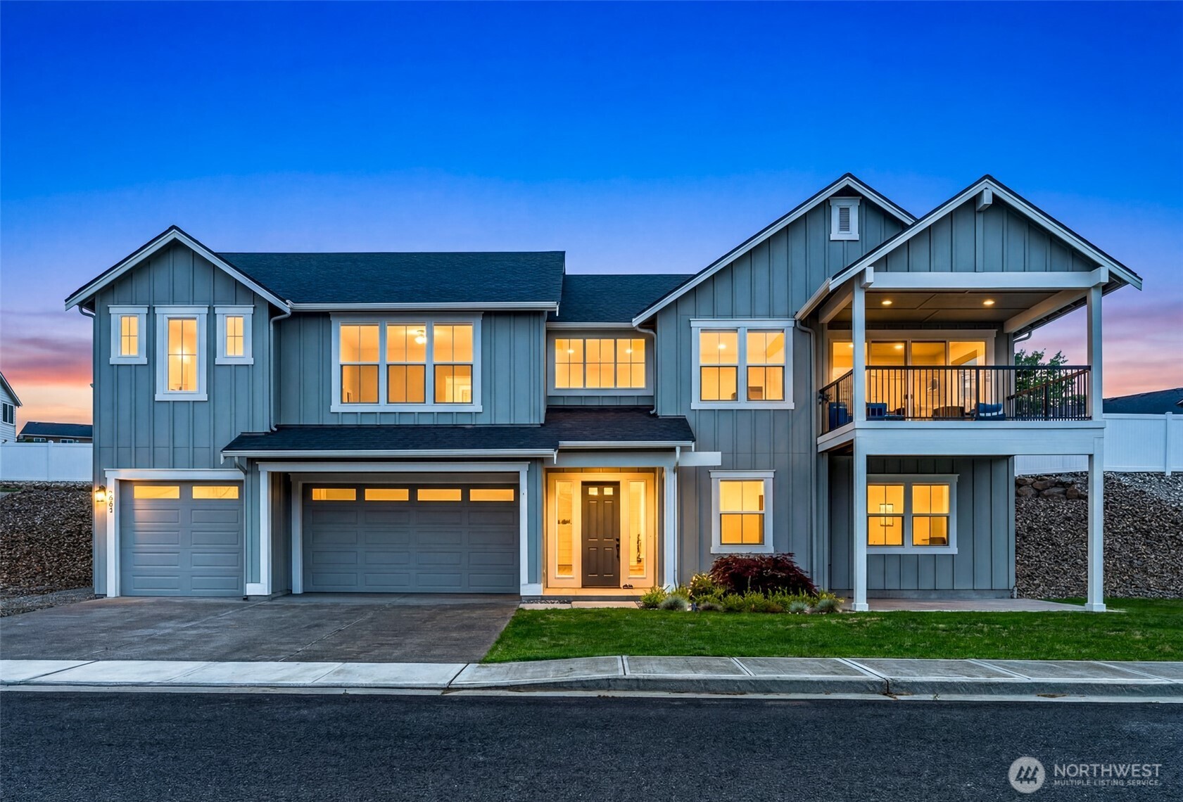 661 Juli Avenue