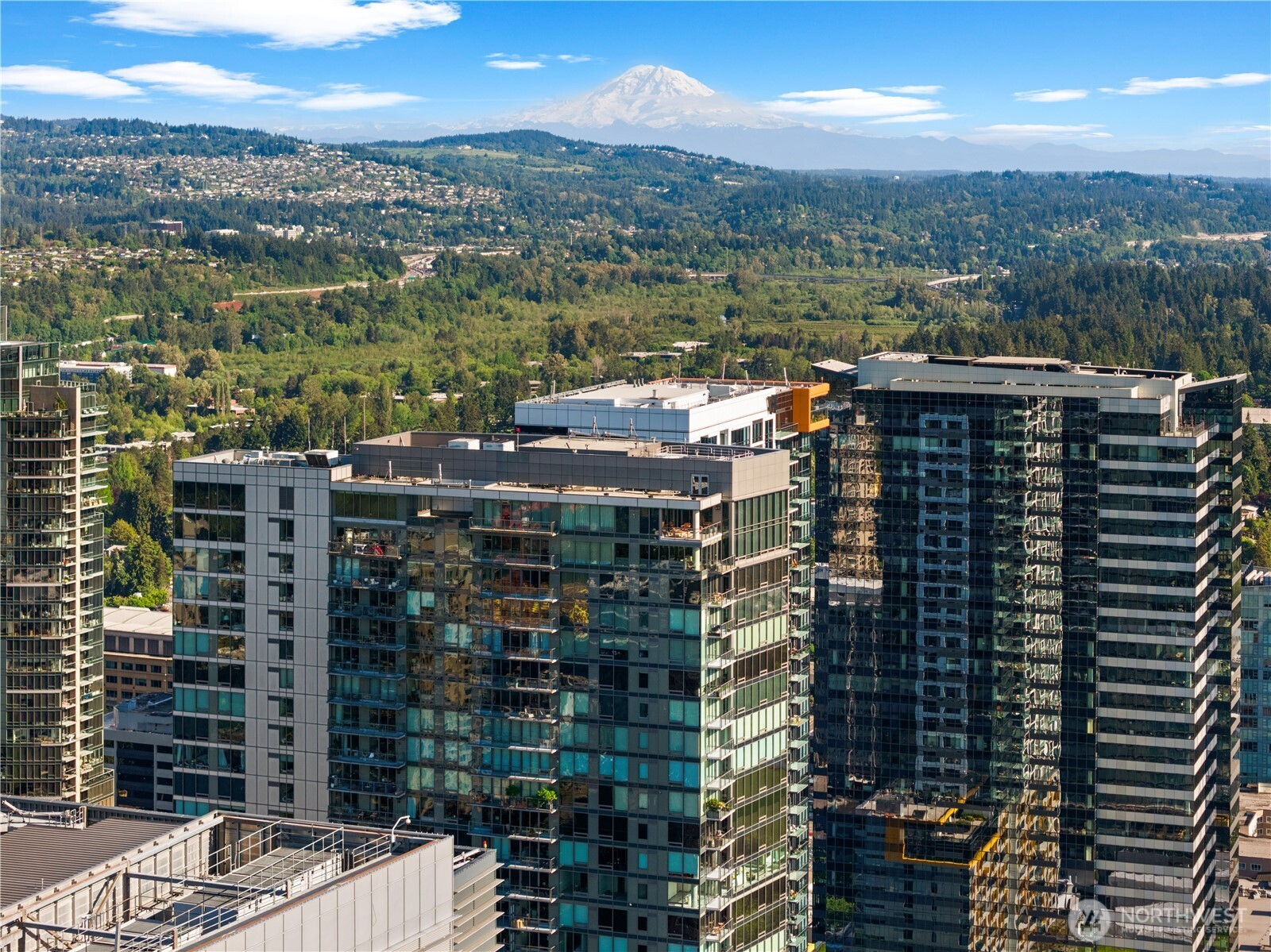 650 Bellevue Way #2301