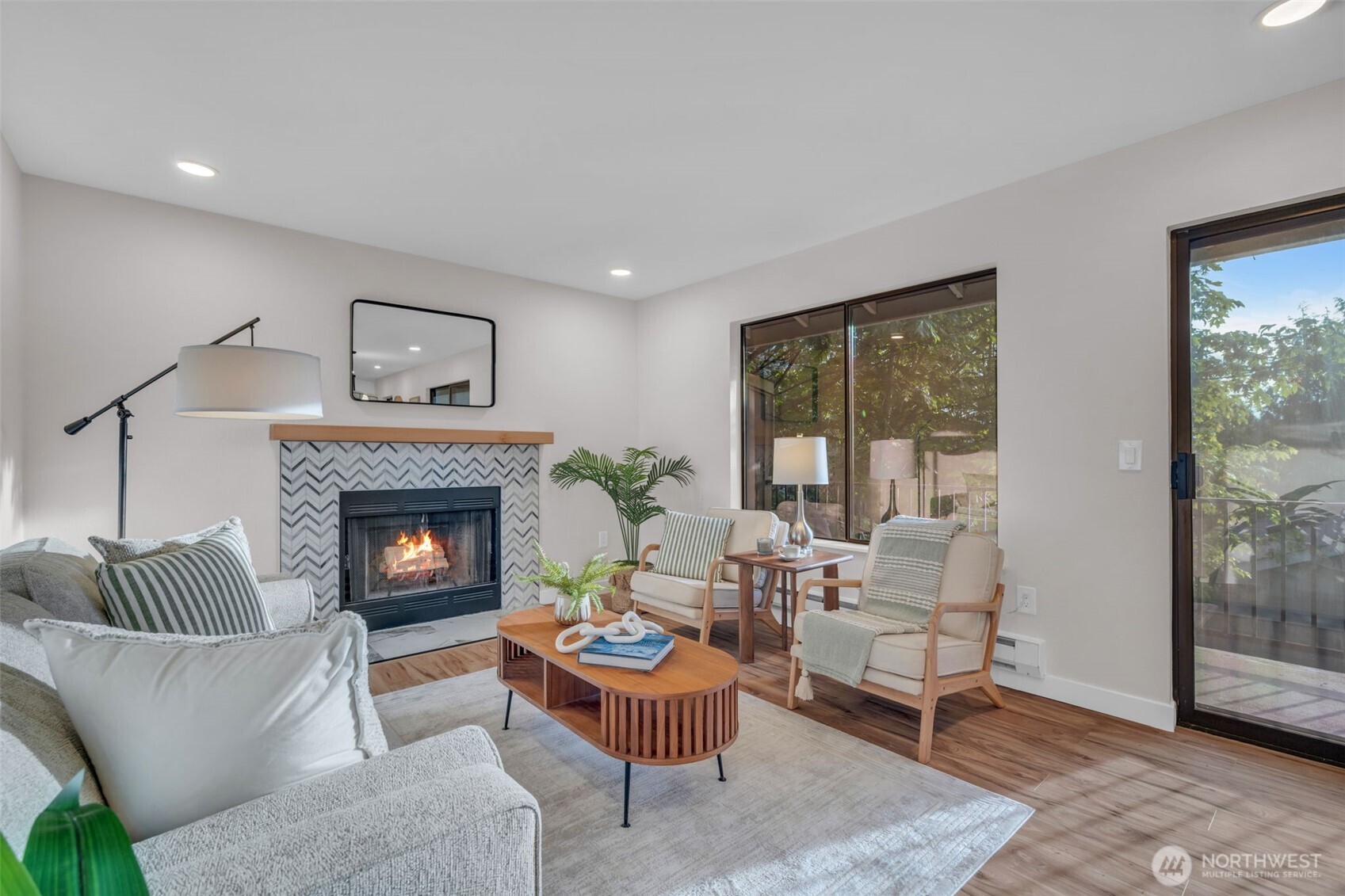 11701 100th Avenue #4