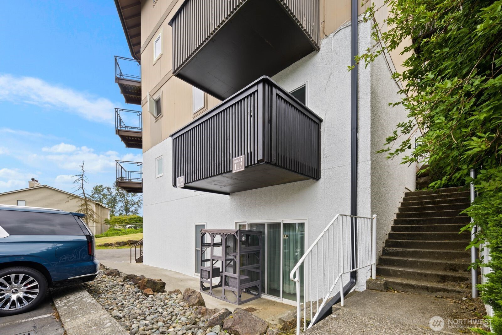 1425 Puget Drive #117