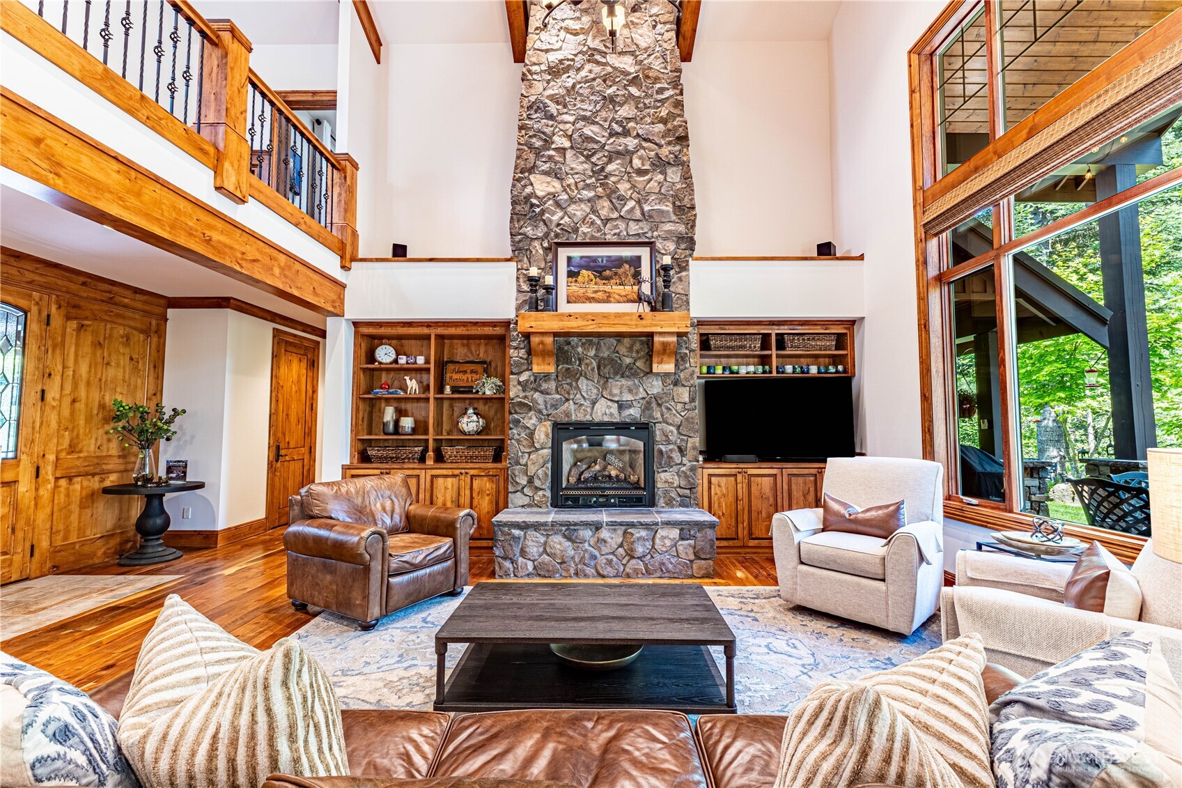 801 Snowberry Loop