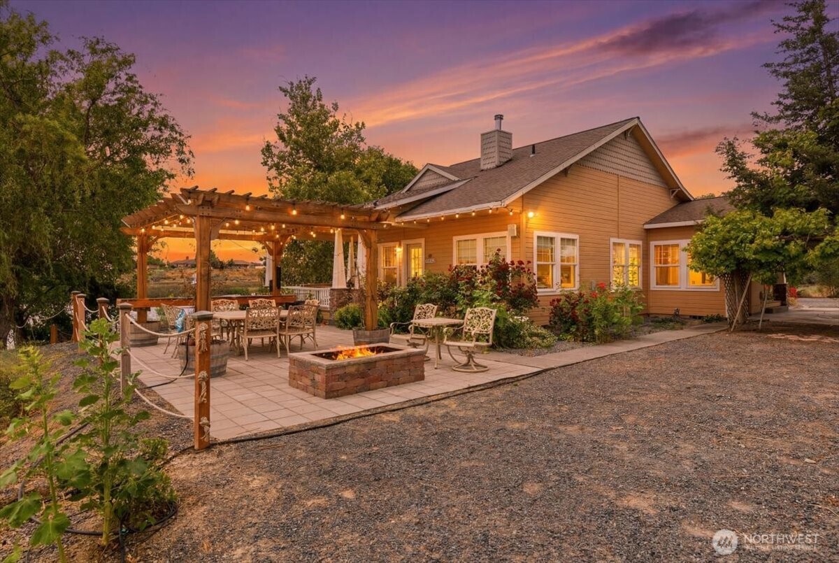 3481 Valley Road