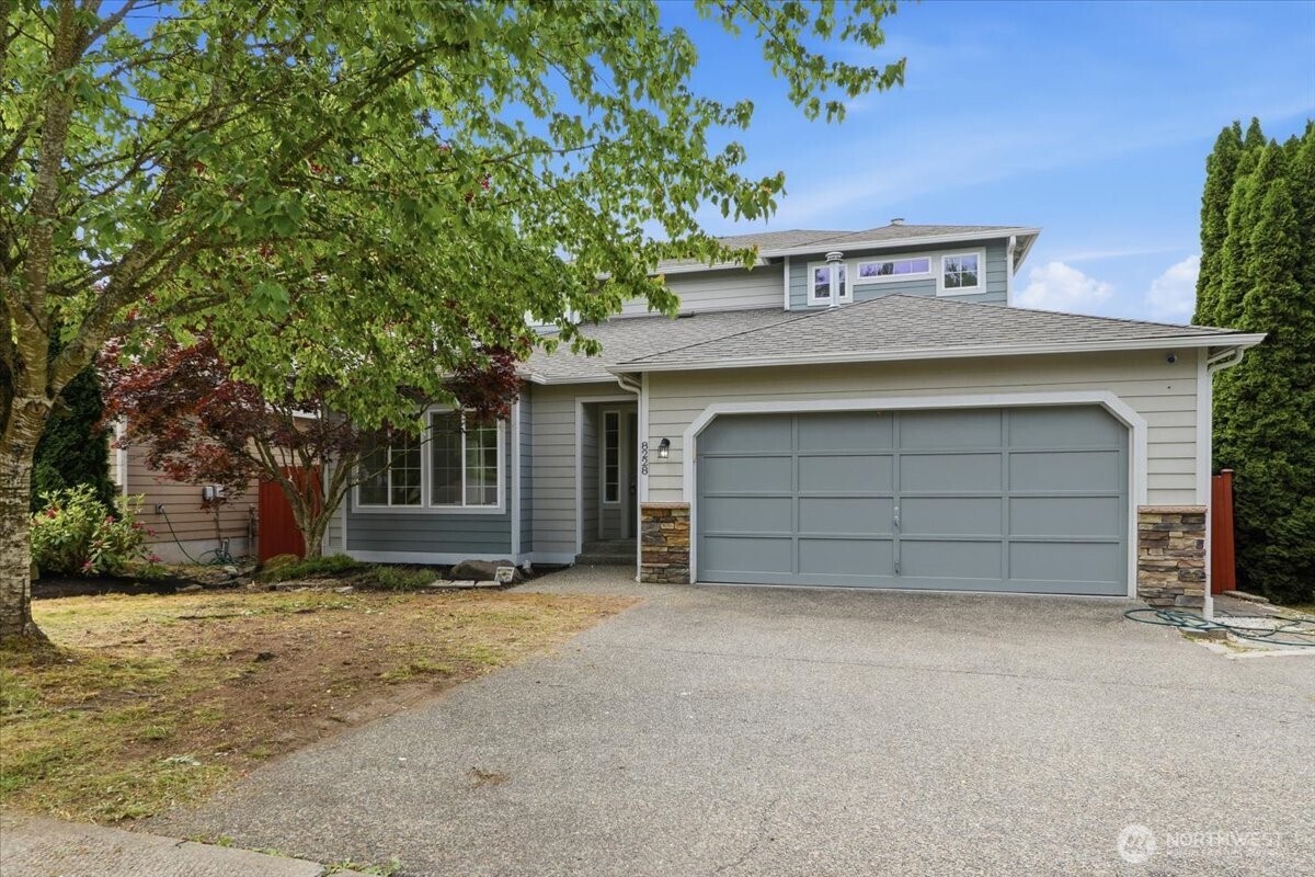8228 184th Street Ct