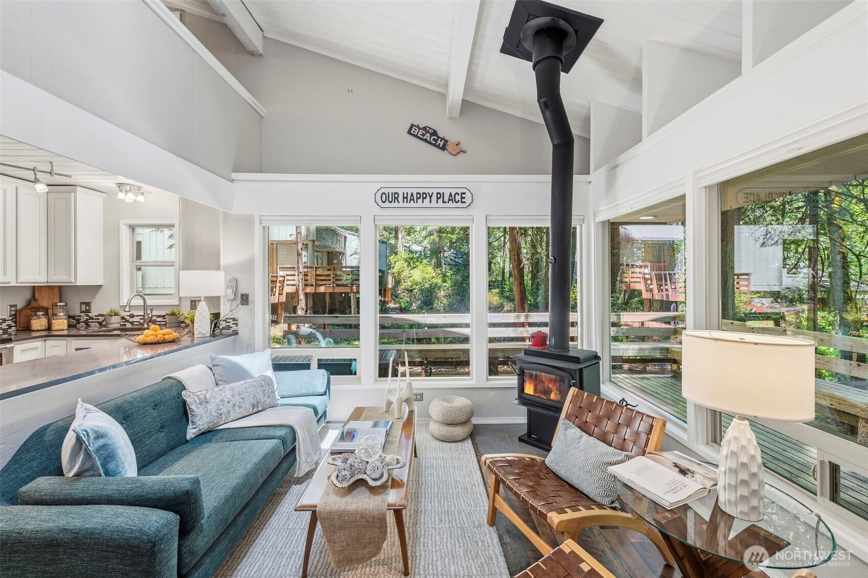 304 Pointes Drive