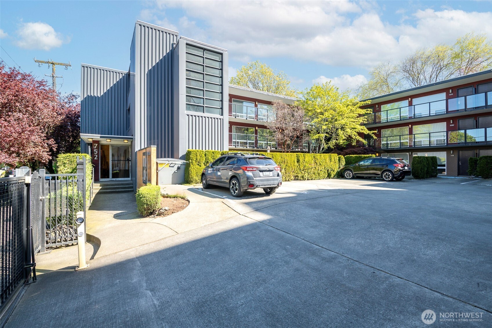 752 Bellevue Avenue #208