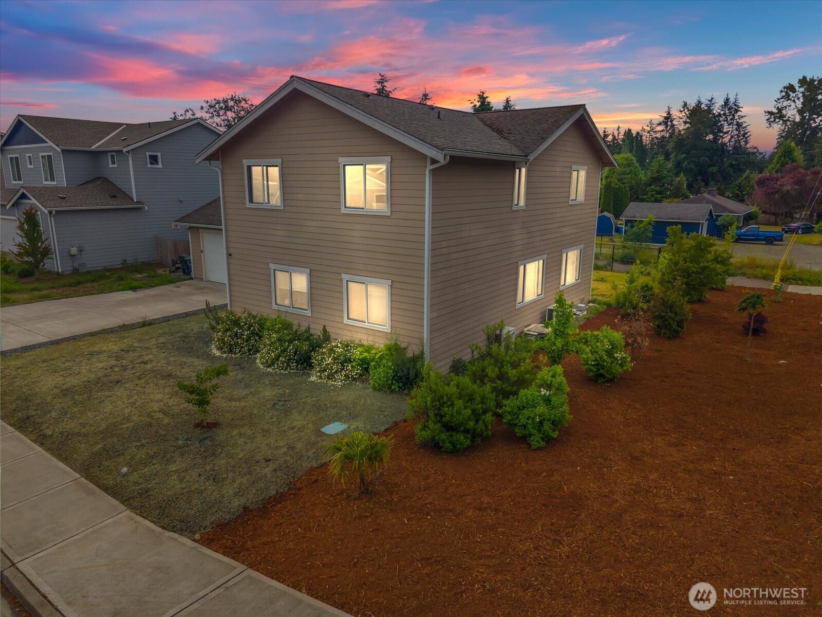 2204 158th Street Ct