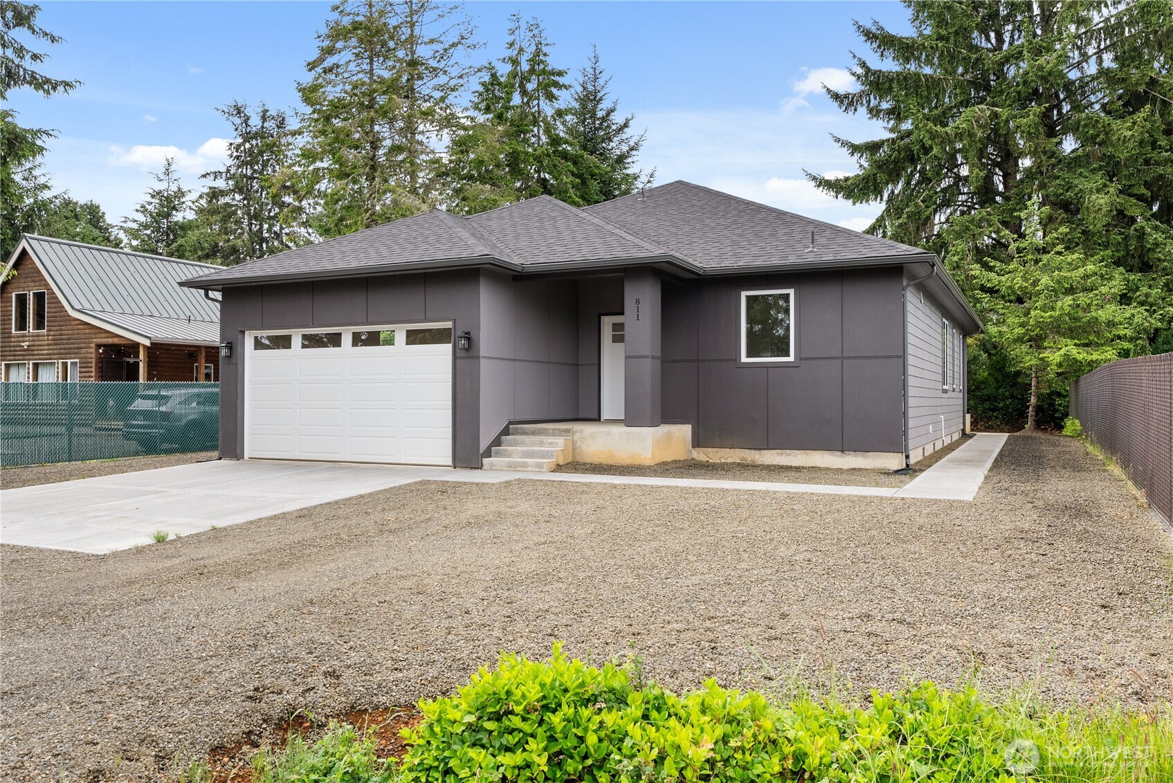 811 Vagabond Avenue