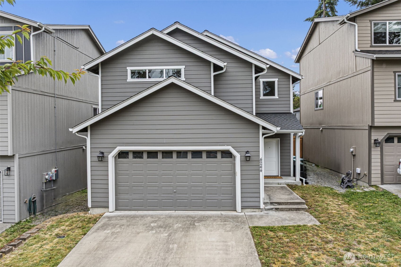 4244 Horsehead Way