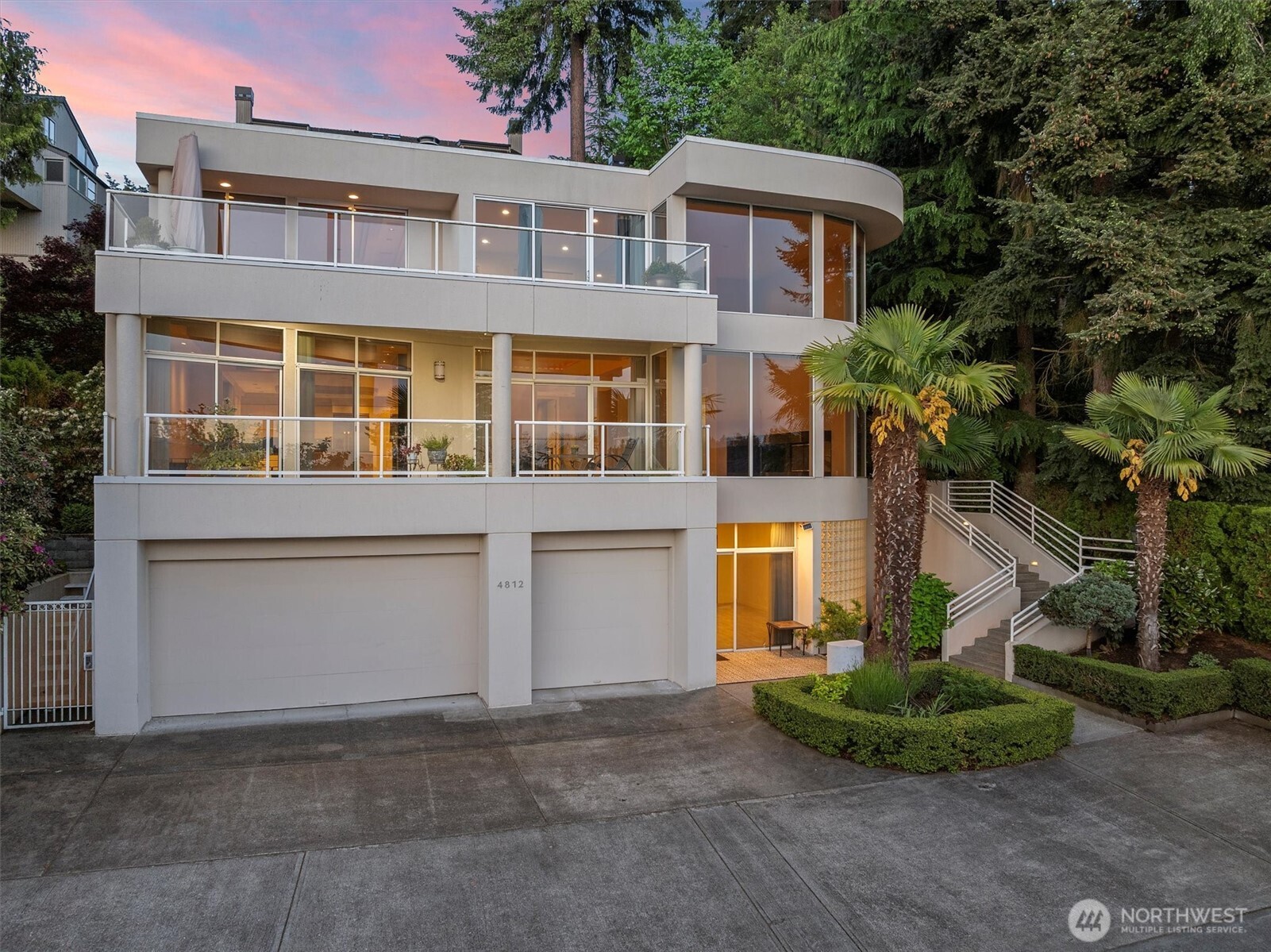 4812 Lake Washington Blvd