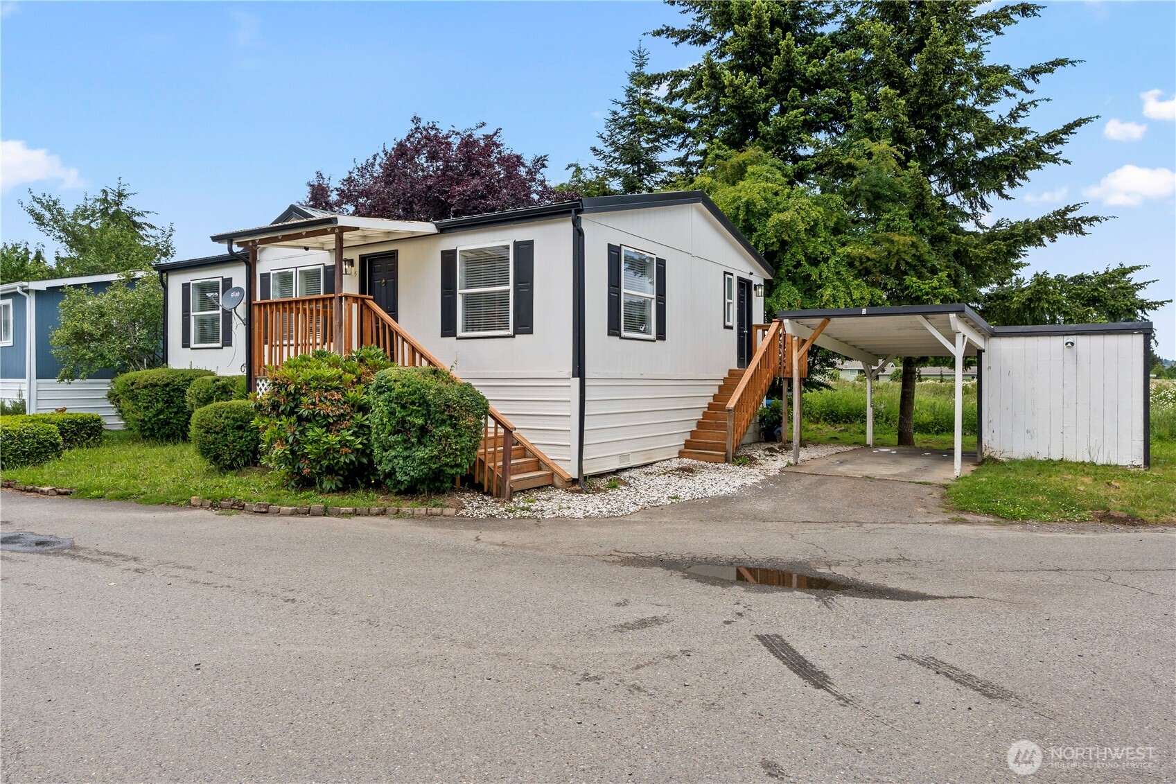 1112 Long Road #5