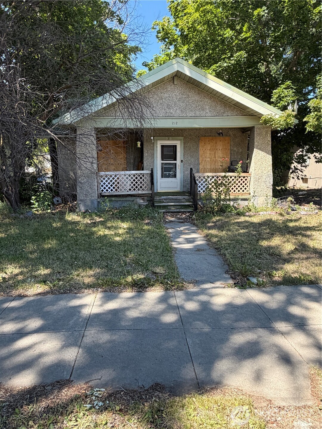 212 ASH Street