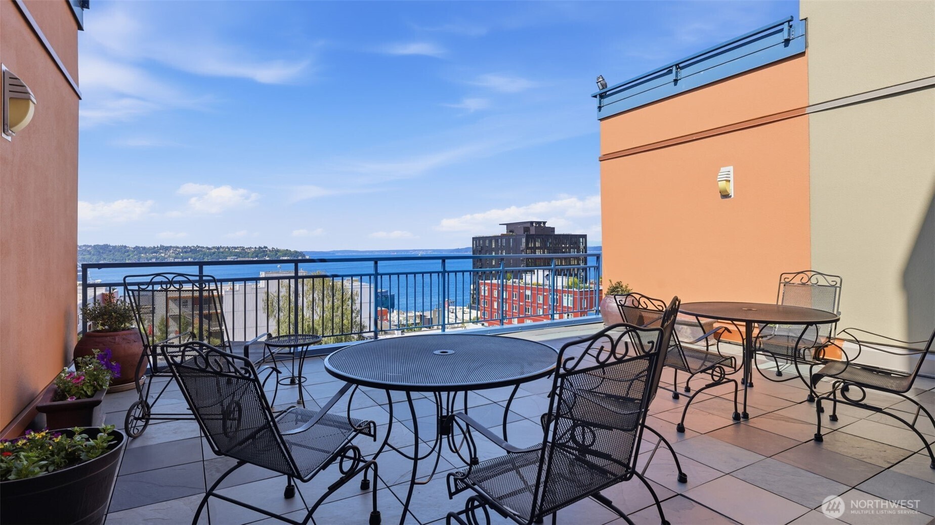 2414 1st Avenue #702