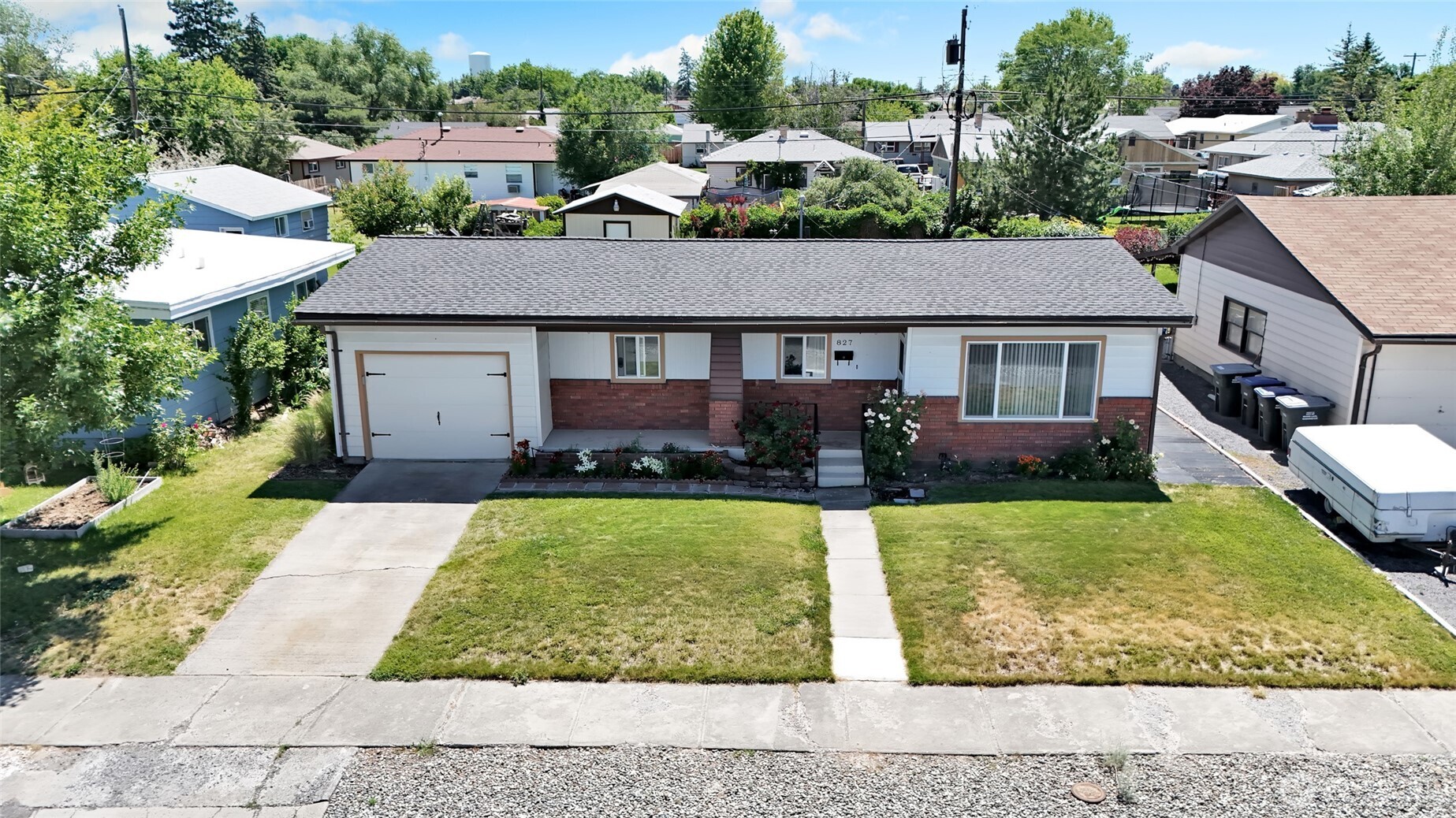827 Juniper Drive