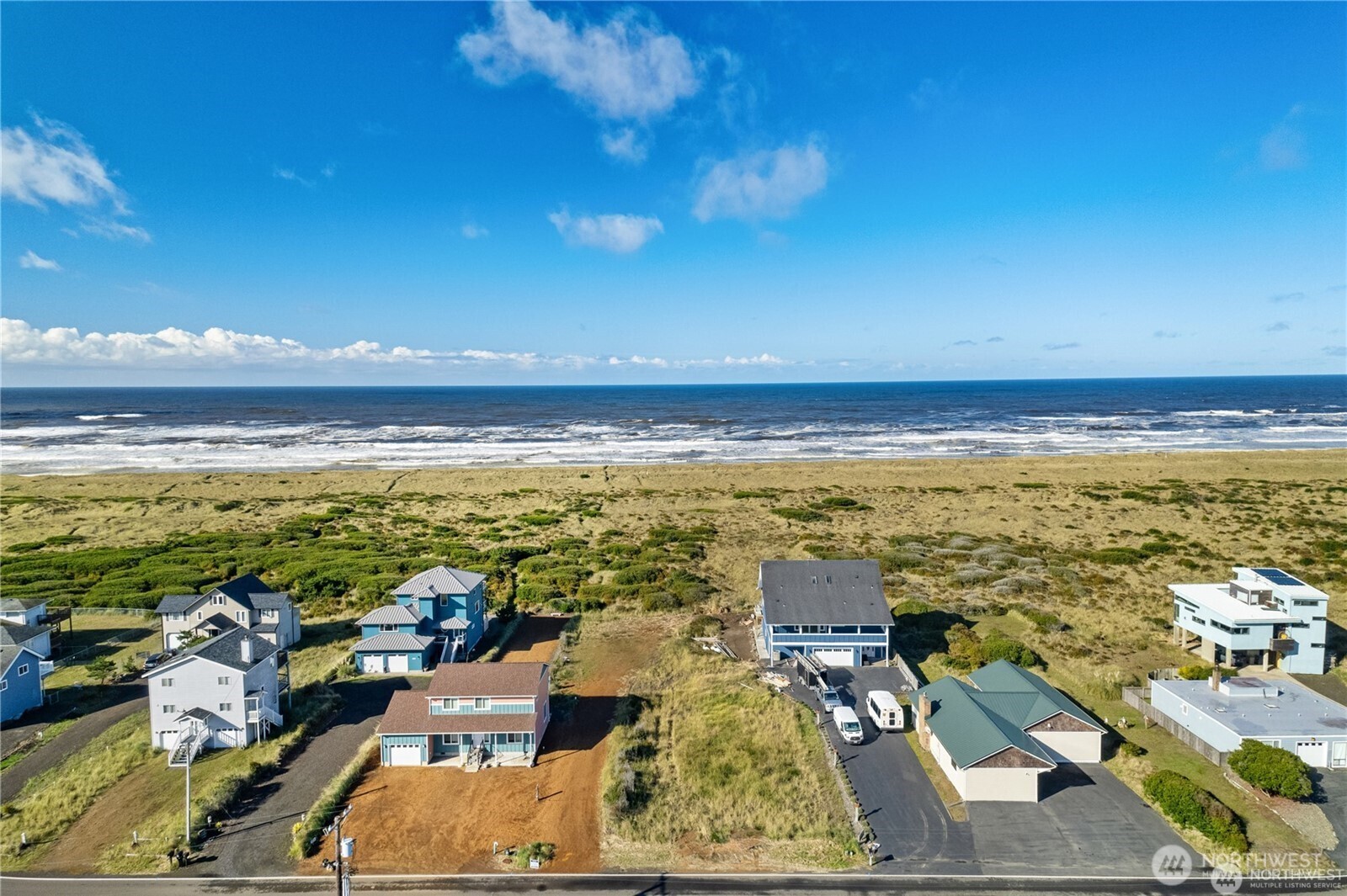 1075 OCEAN SHORES Boulevard