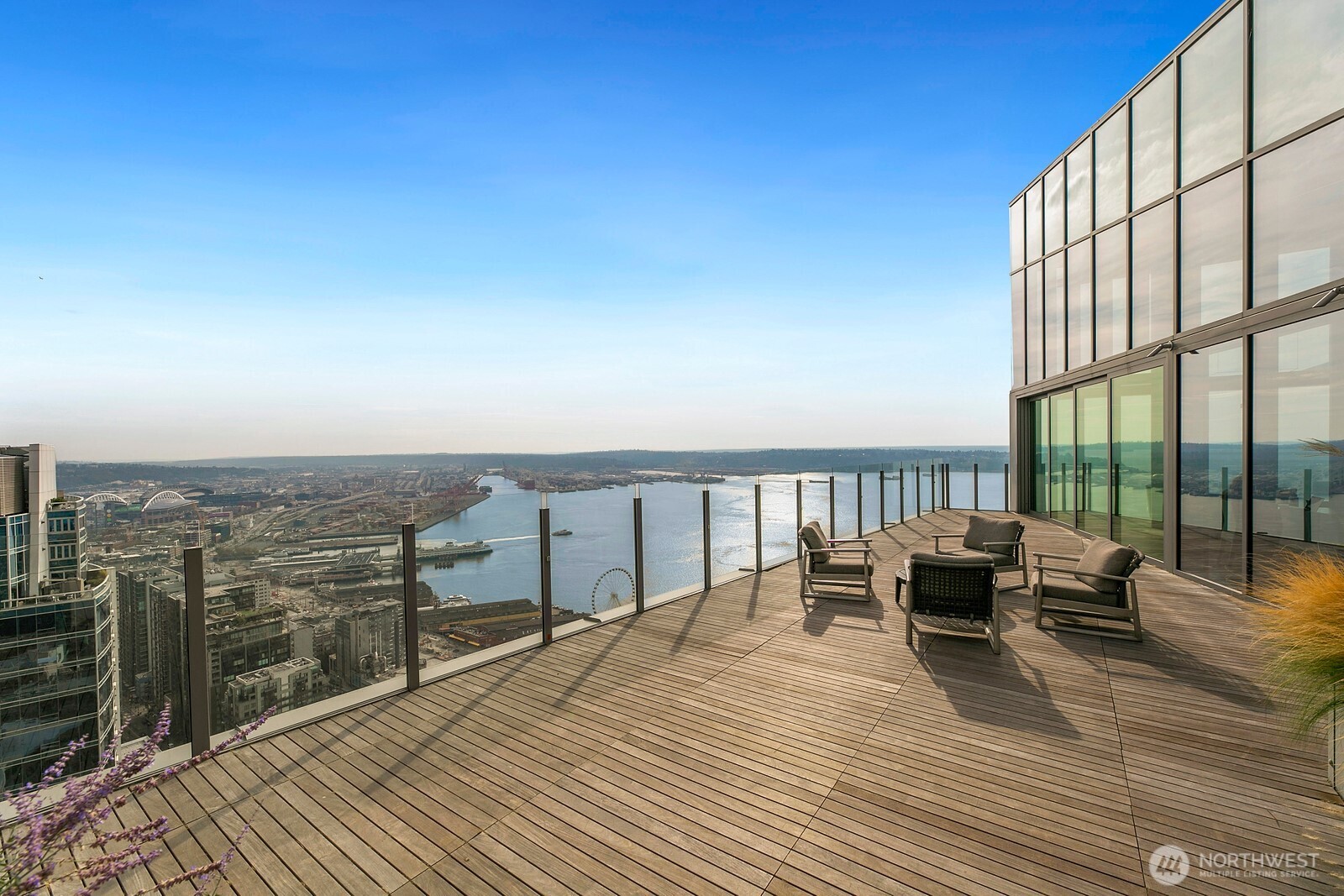 121 Stewart Street #1502