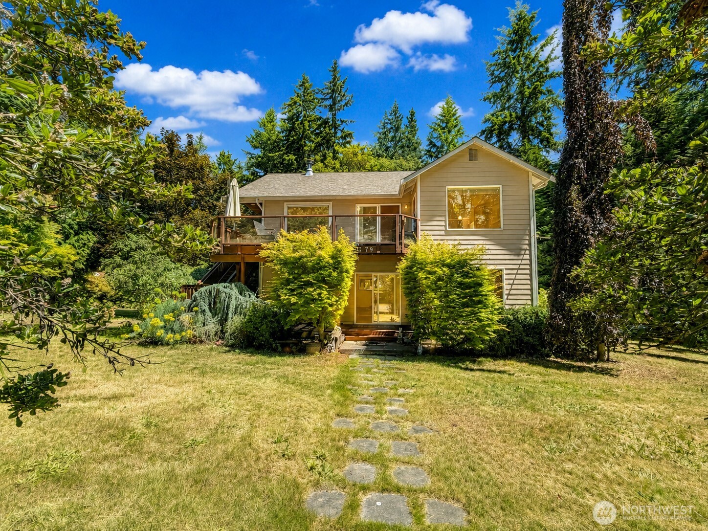 79 G  Mukilteo Way