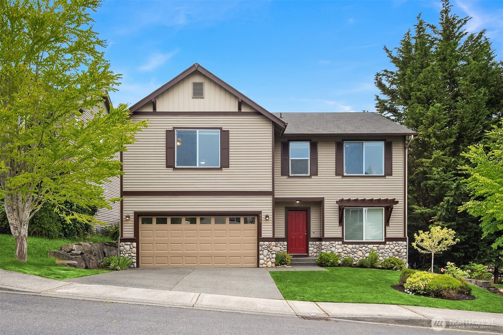 650 Nesvik Way