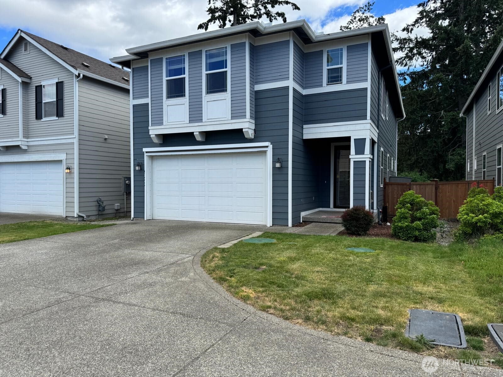 927 Vine Maple Street