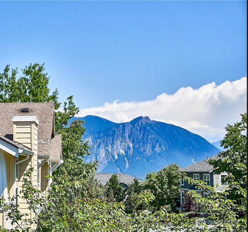 7705 Fairway Avenue #204