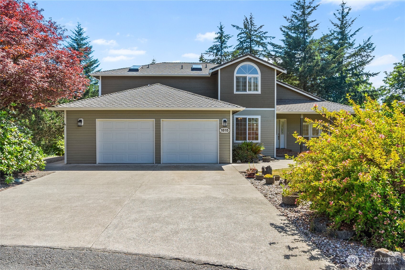 1815 Crosby Court