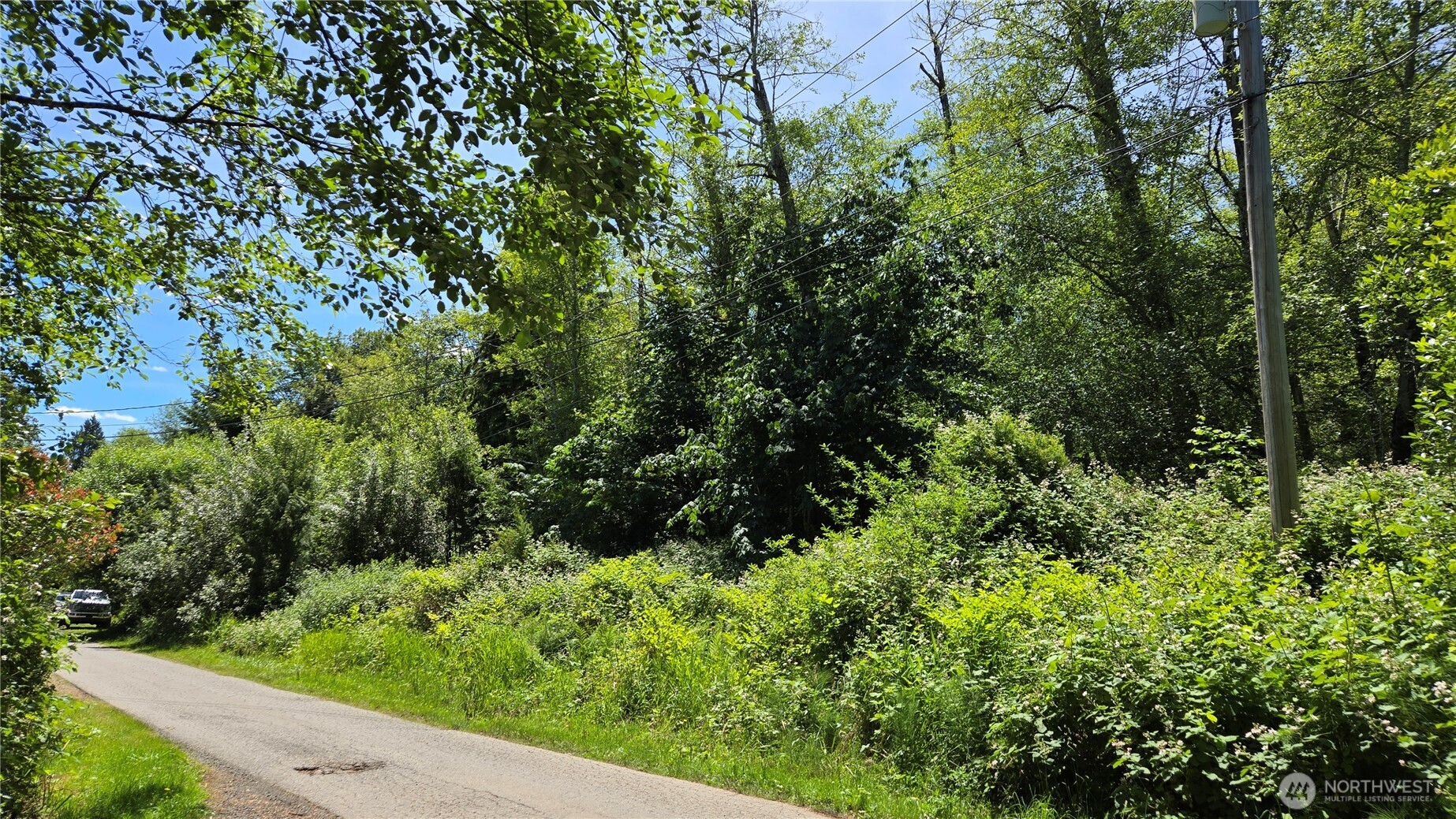 3628 Creek View Court