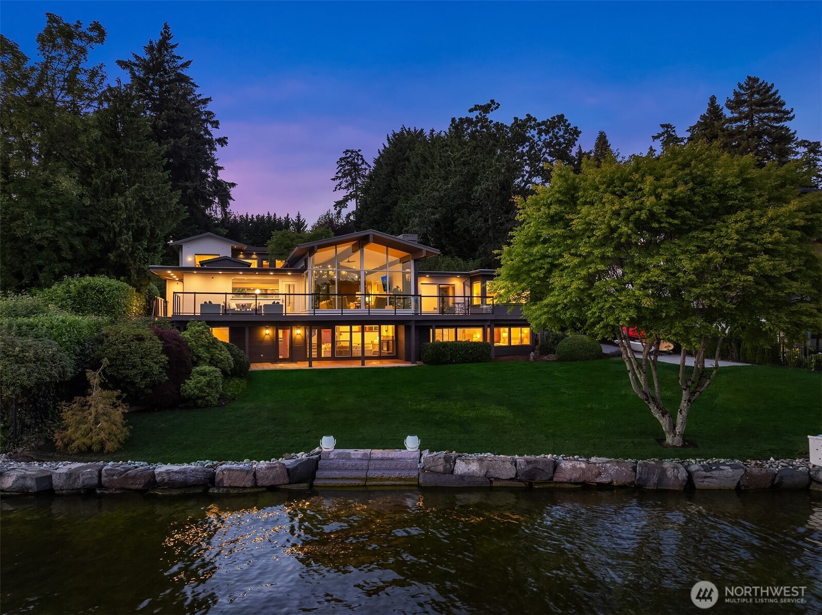 10929 Lake Road