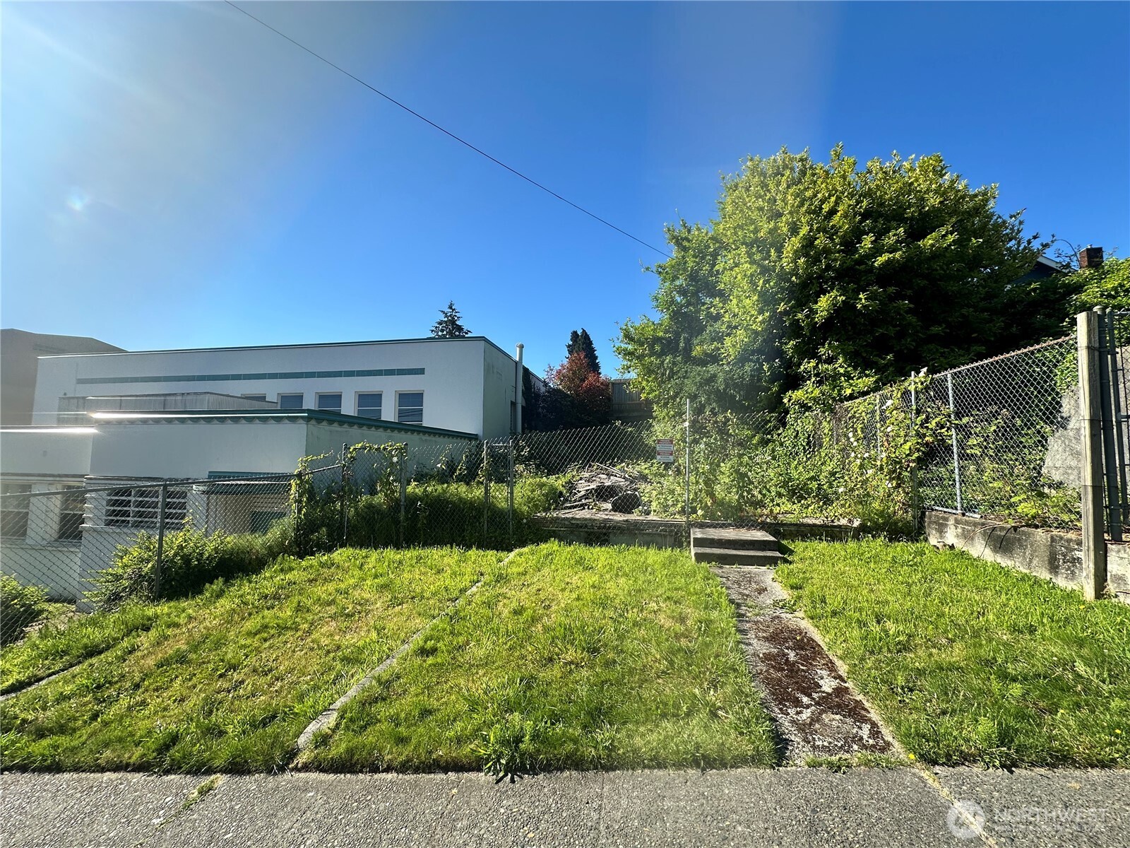 1210 35th Street