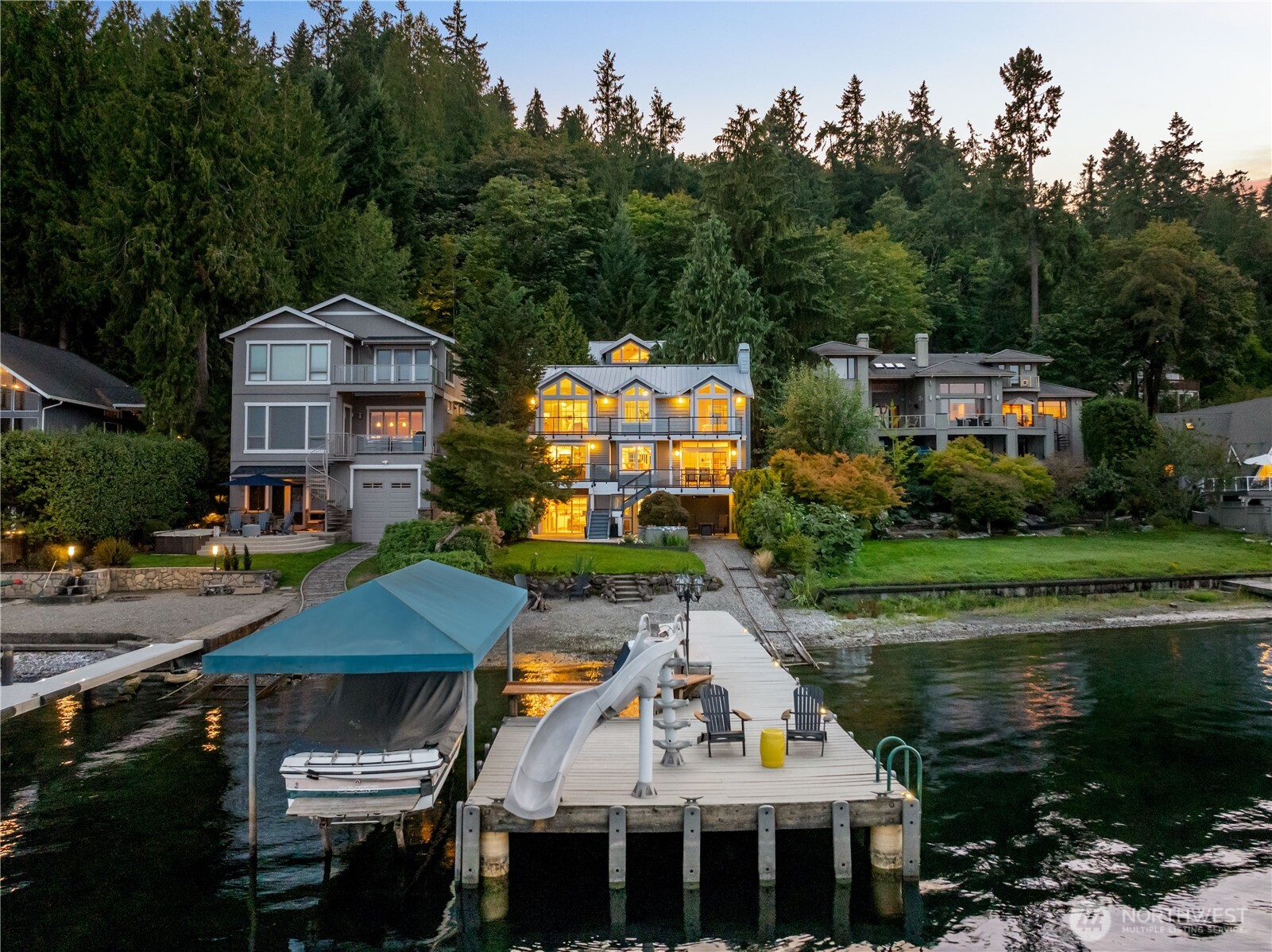 528 Lake Sammamish Parkway