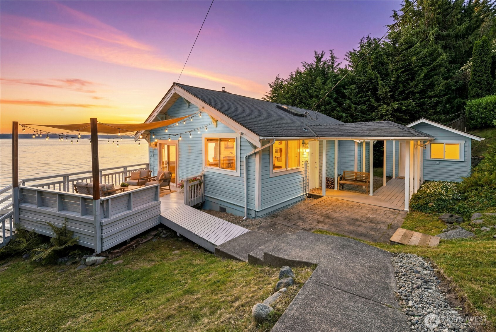 10932 Vashon Hwy