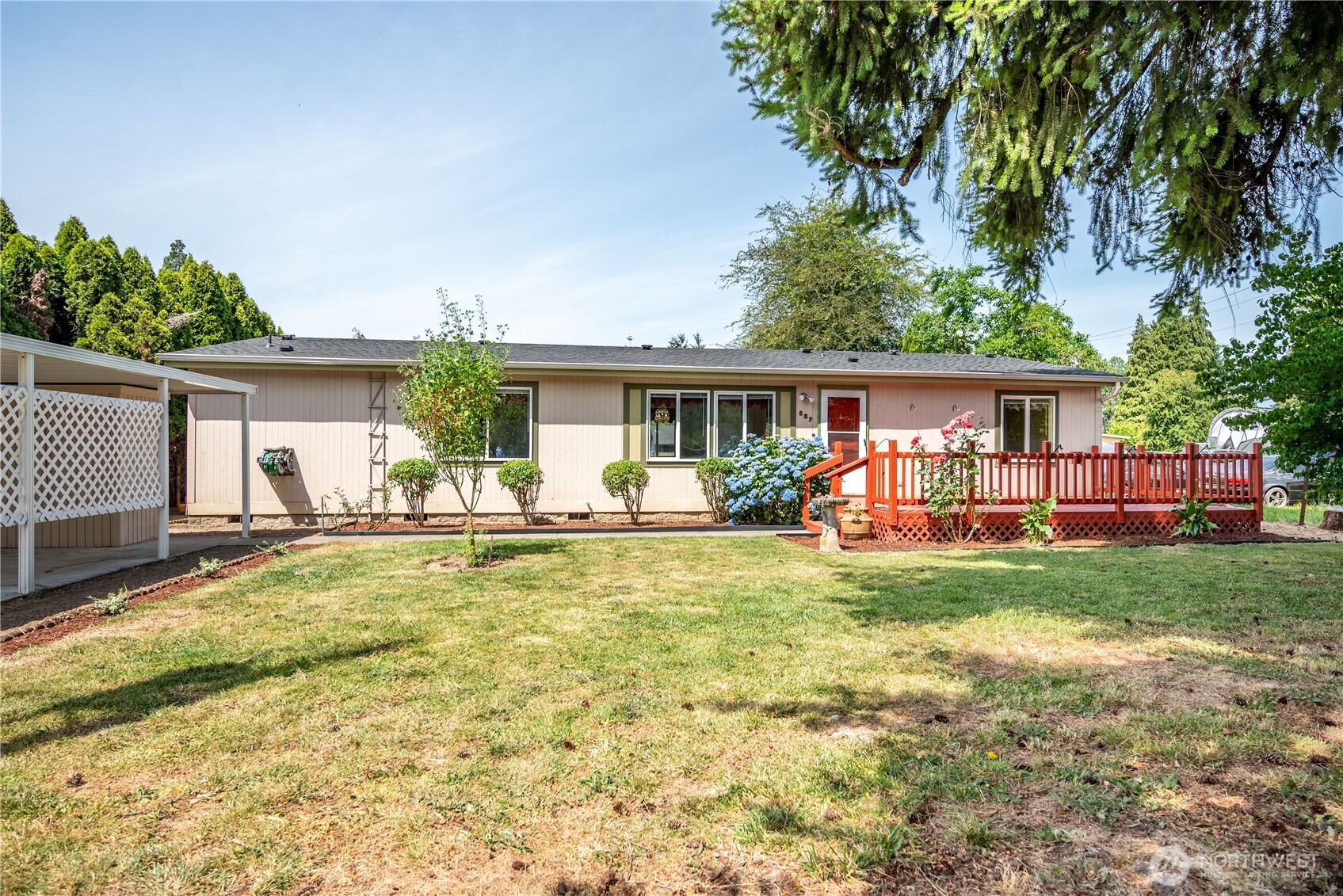 827 Woodard Avenue