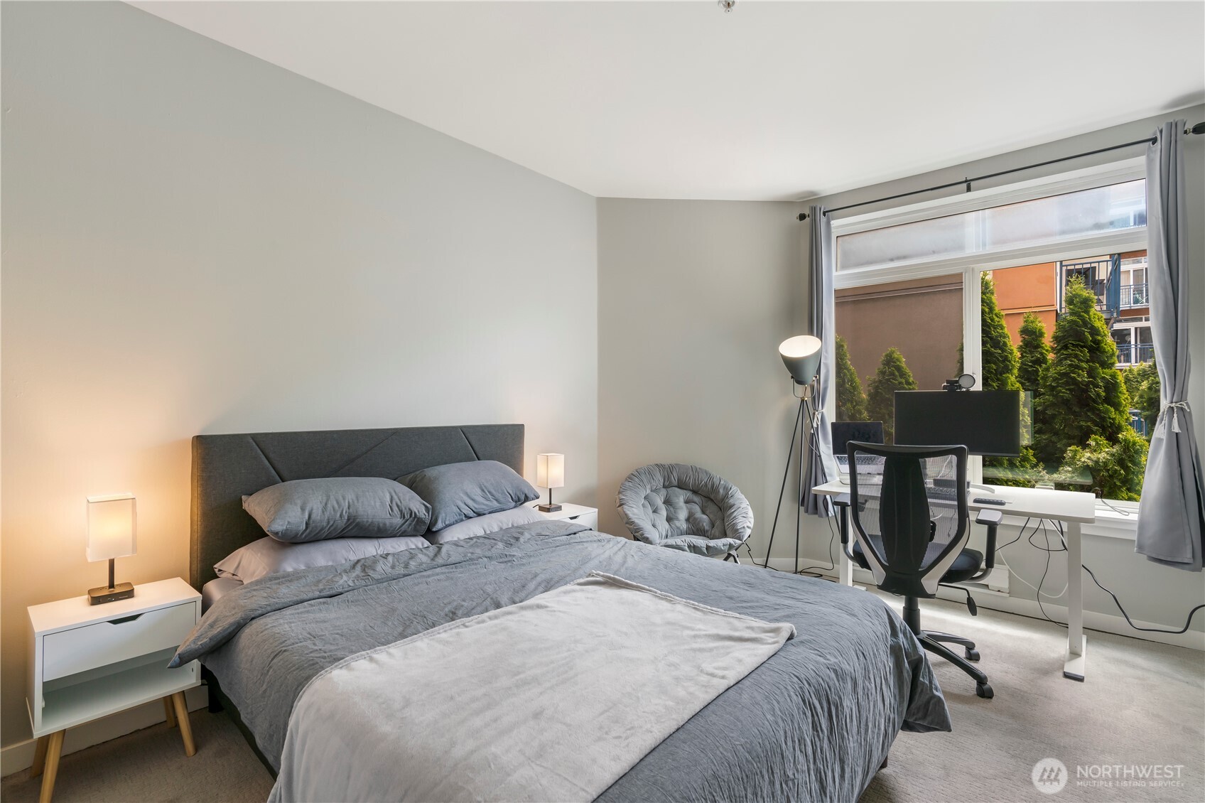 2415 2nd Avenue #448