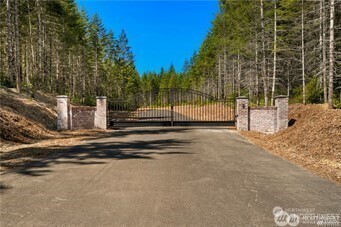 24 Clear Lake Drive