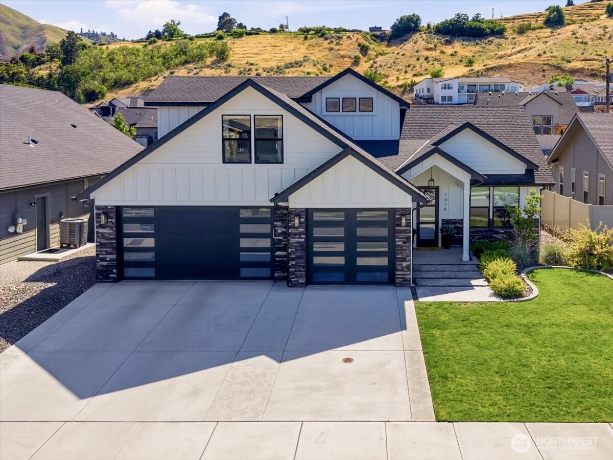 1014 Racine Springs Drive