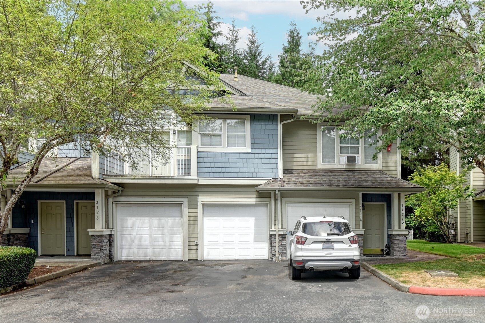 2174 Newport Way #4-6