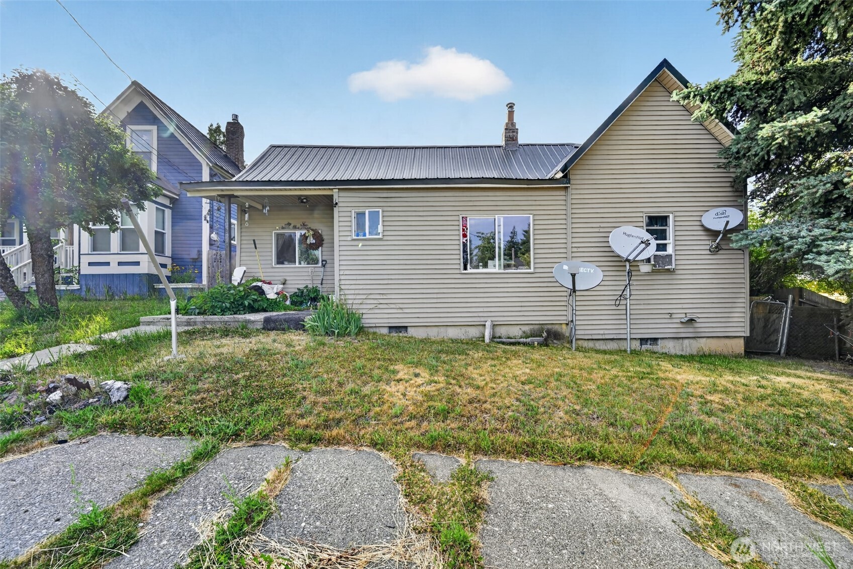 207 Montana Avenue