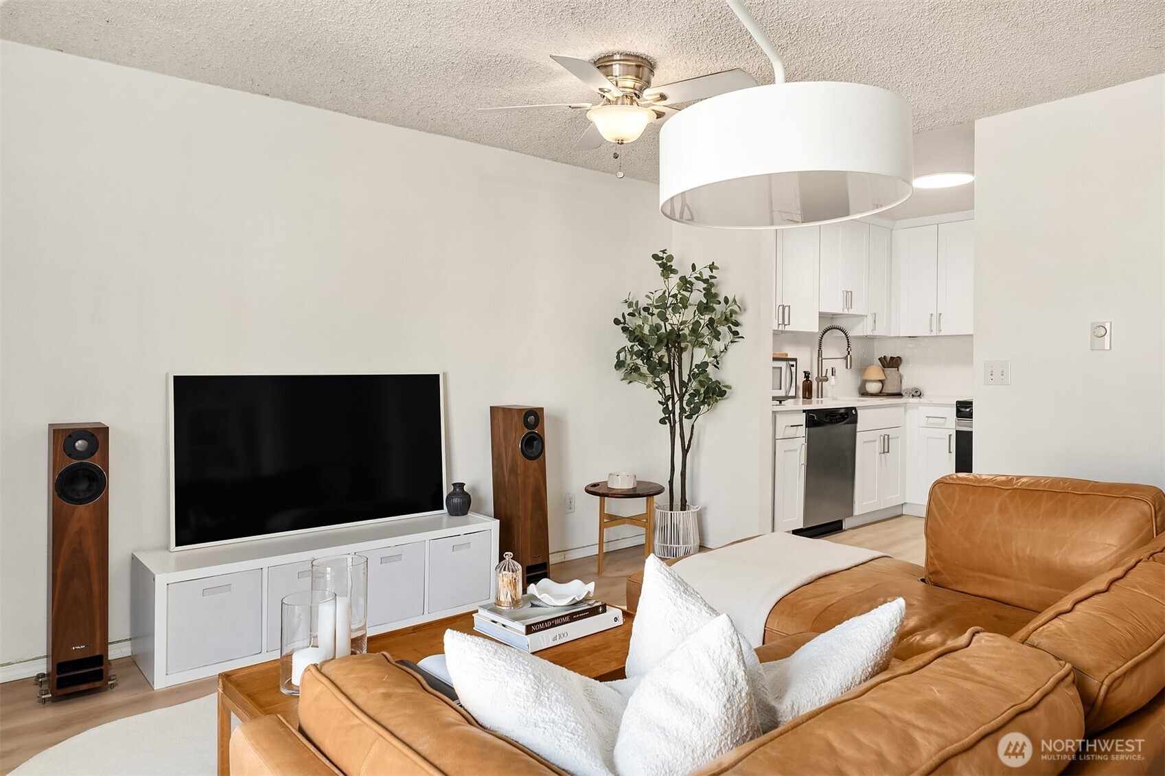 3009 3rd Avenue #6