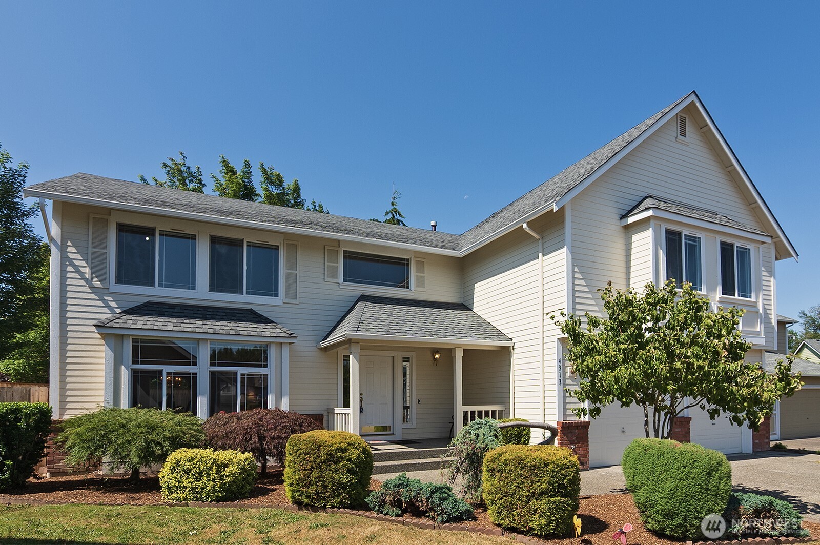 4313 6th Court