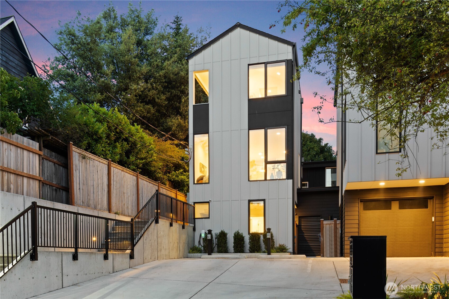 4218 Latona Avenue #2