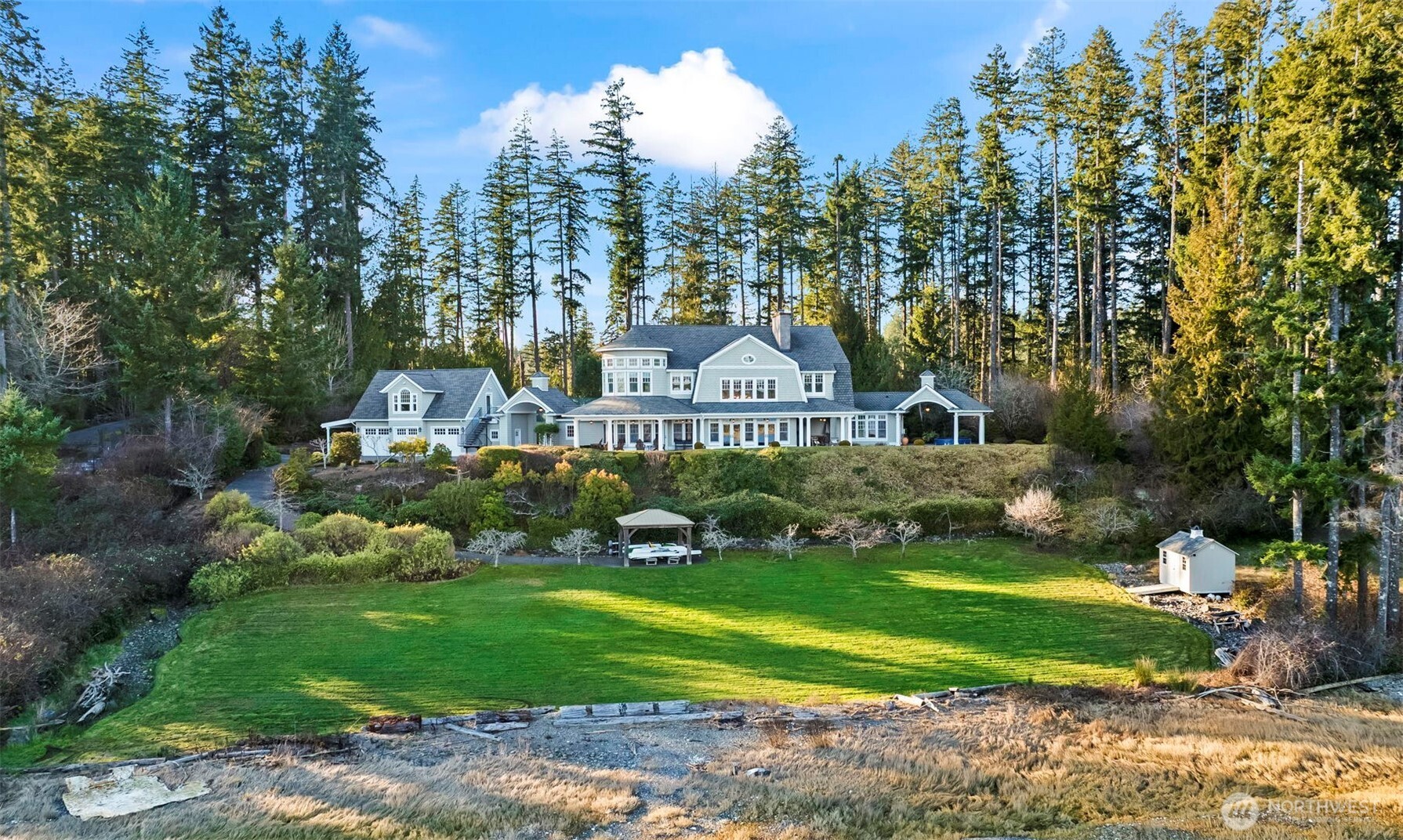 7104 Grapeview Loop Road
