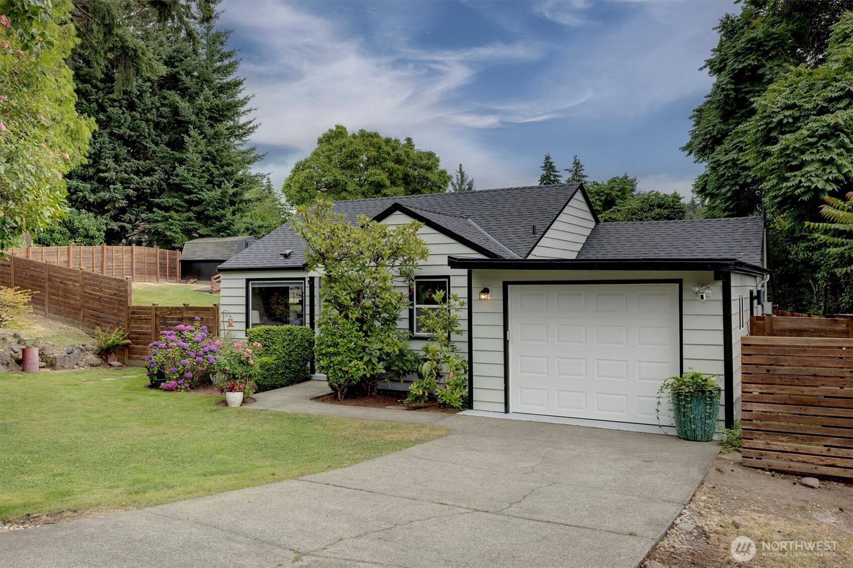 555 Windsor Place