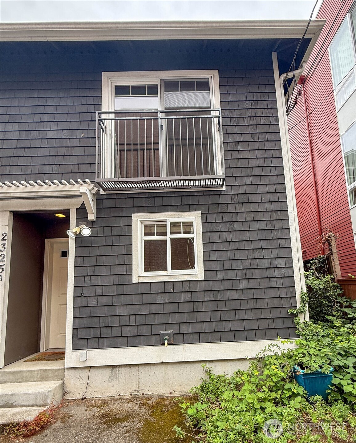 2325 Franklin Avenue #A
