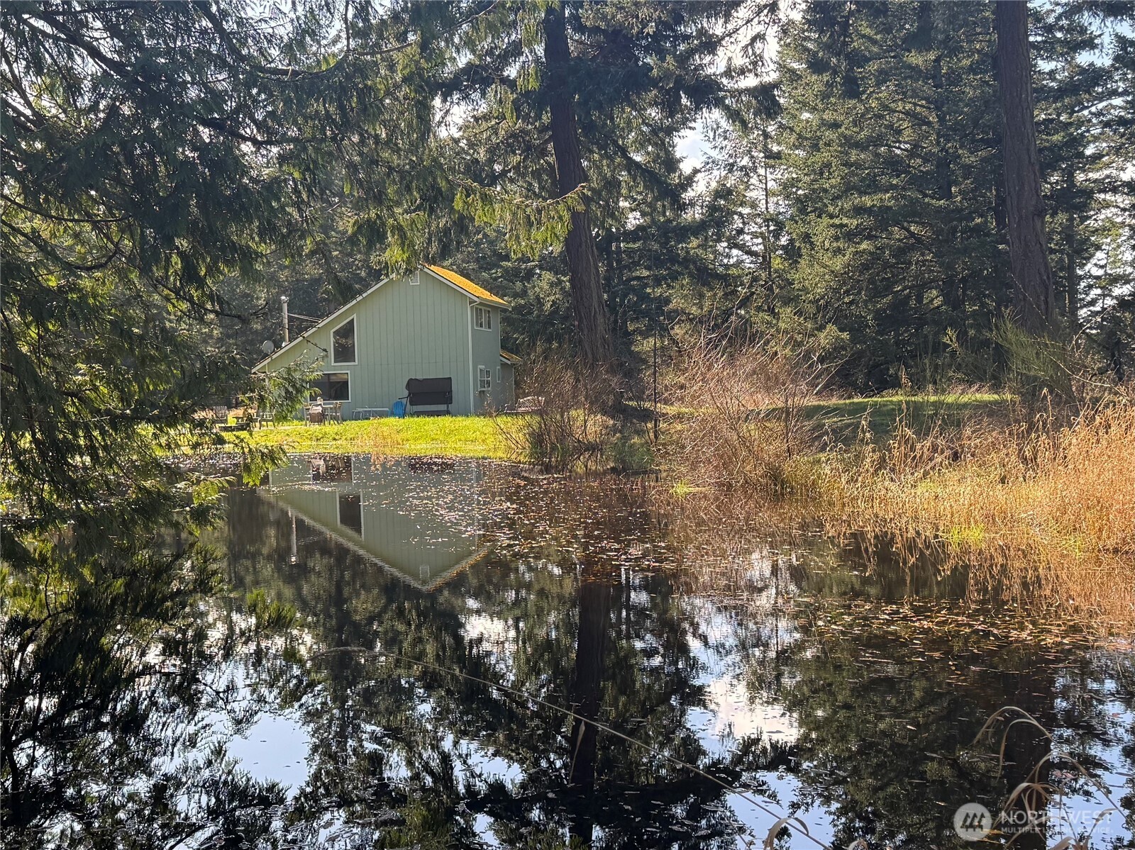 734 Swan Road