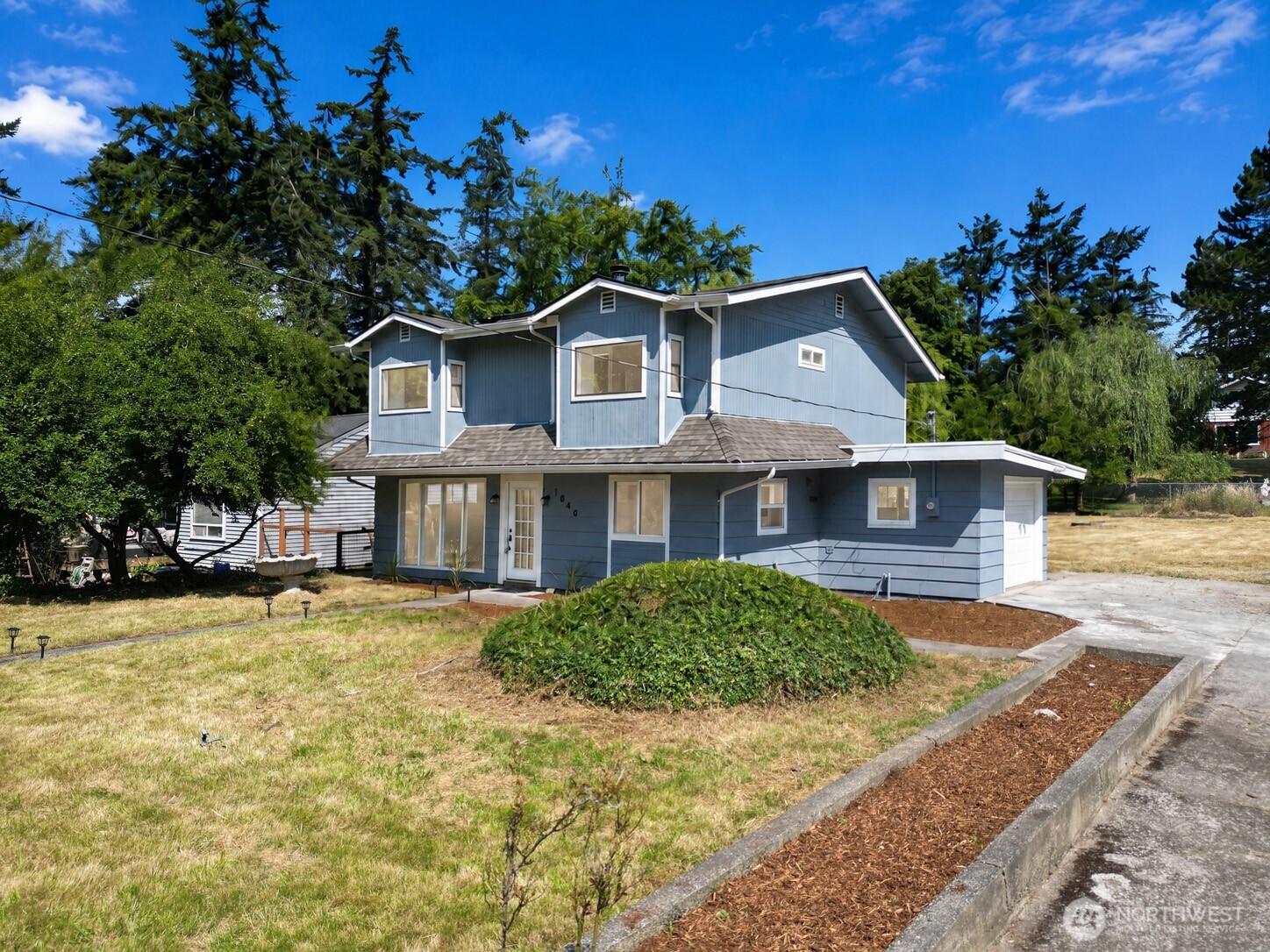 1040 Shady Lane #WA