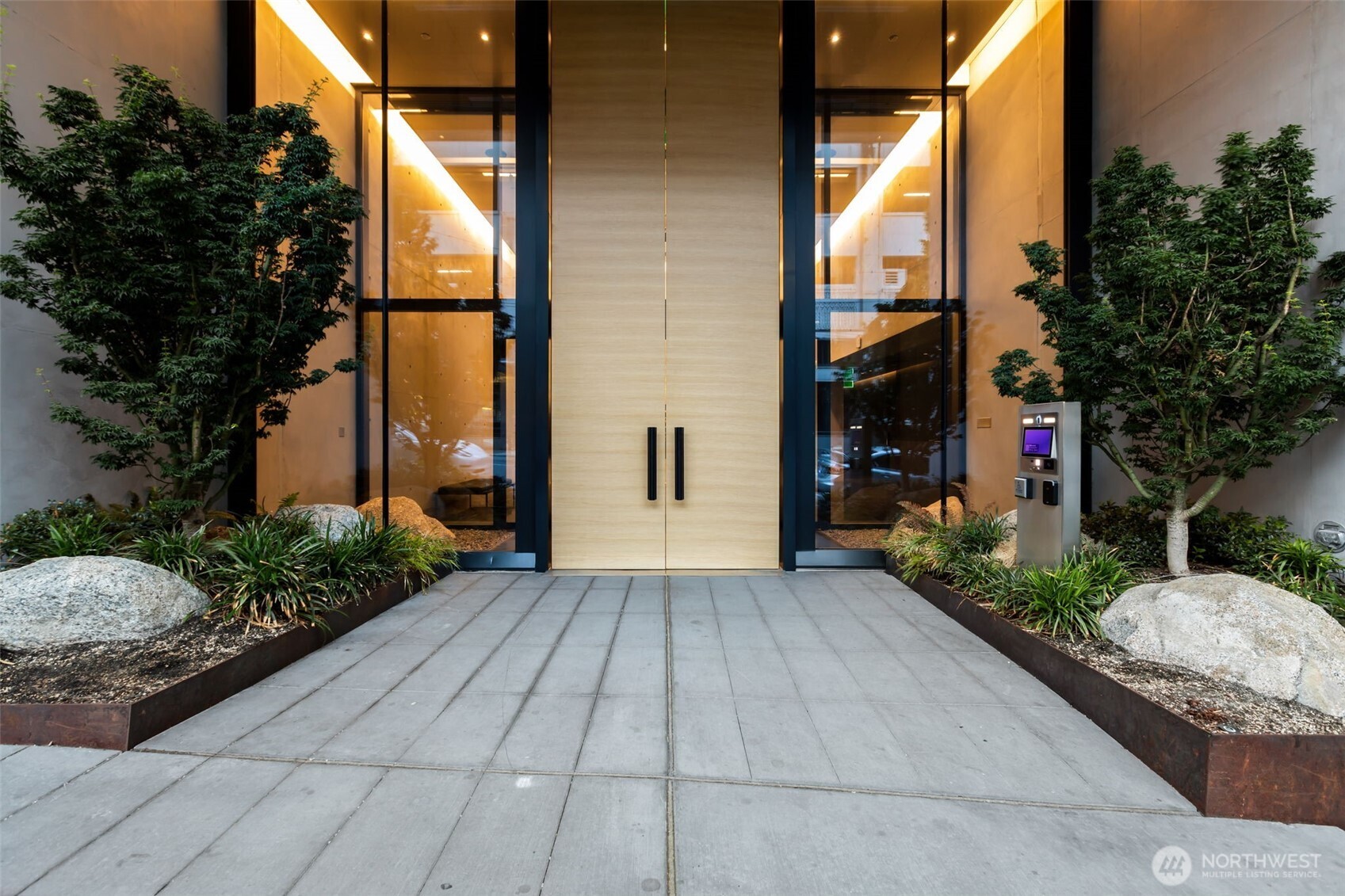 300 Virginia Street #3103
