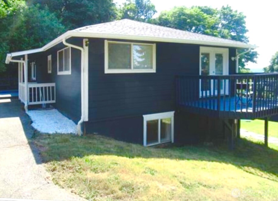 12840 Renton Avenue #lower