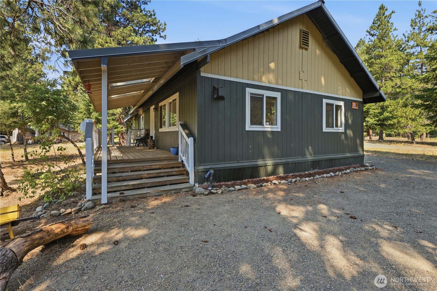70 Hummingbird Lane