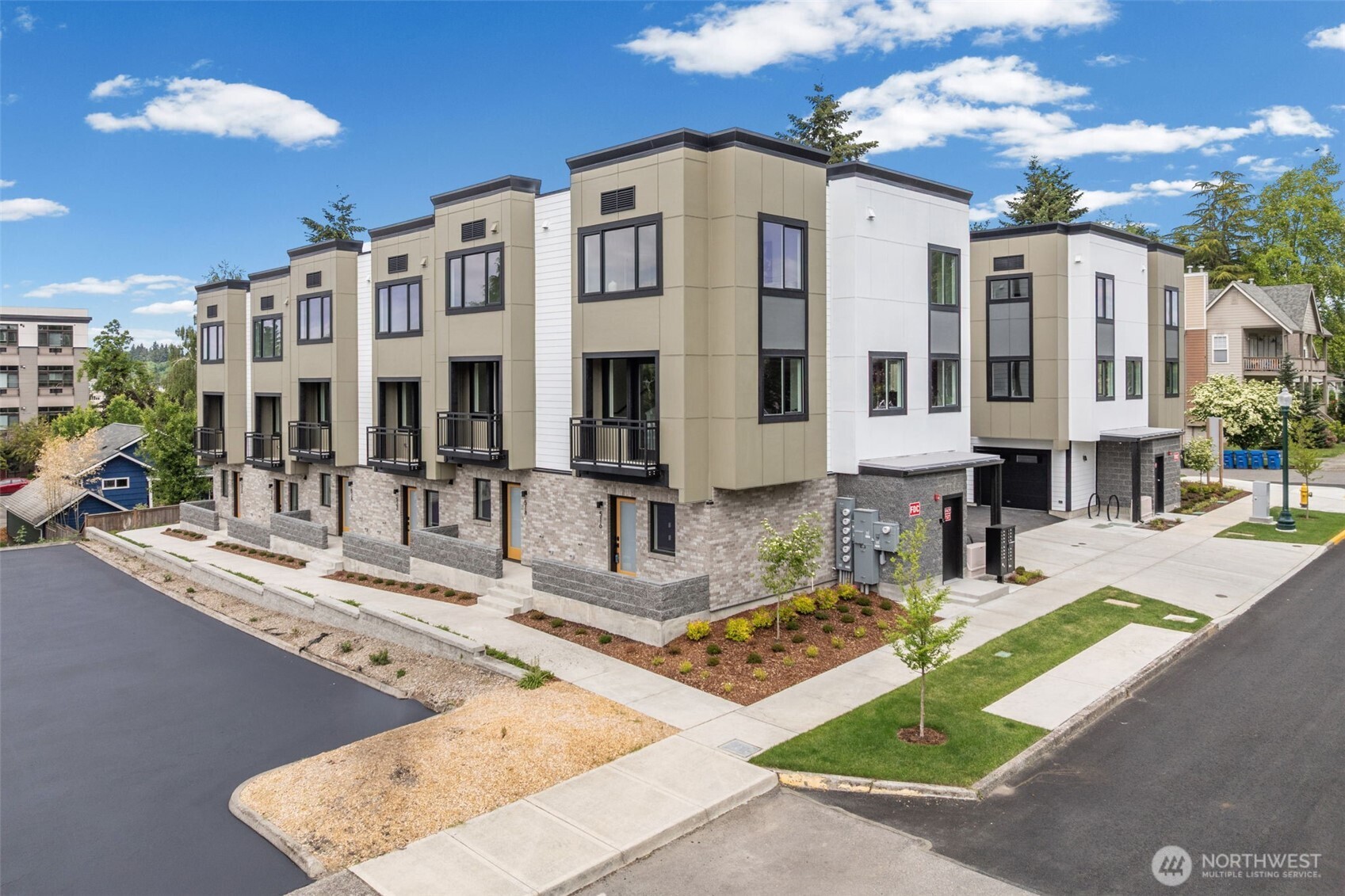 522 13th Avenue #103