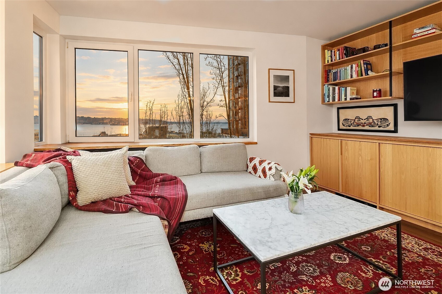 2504 Western Avenue #422