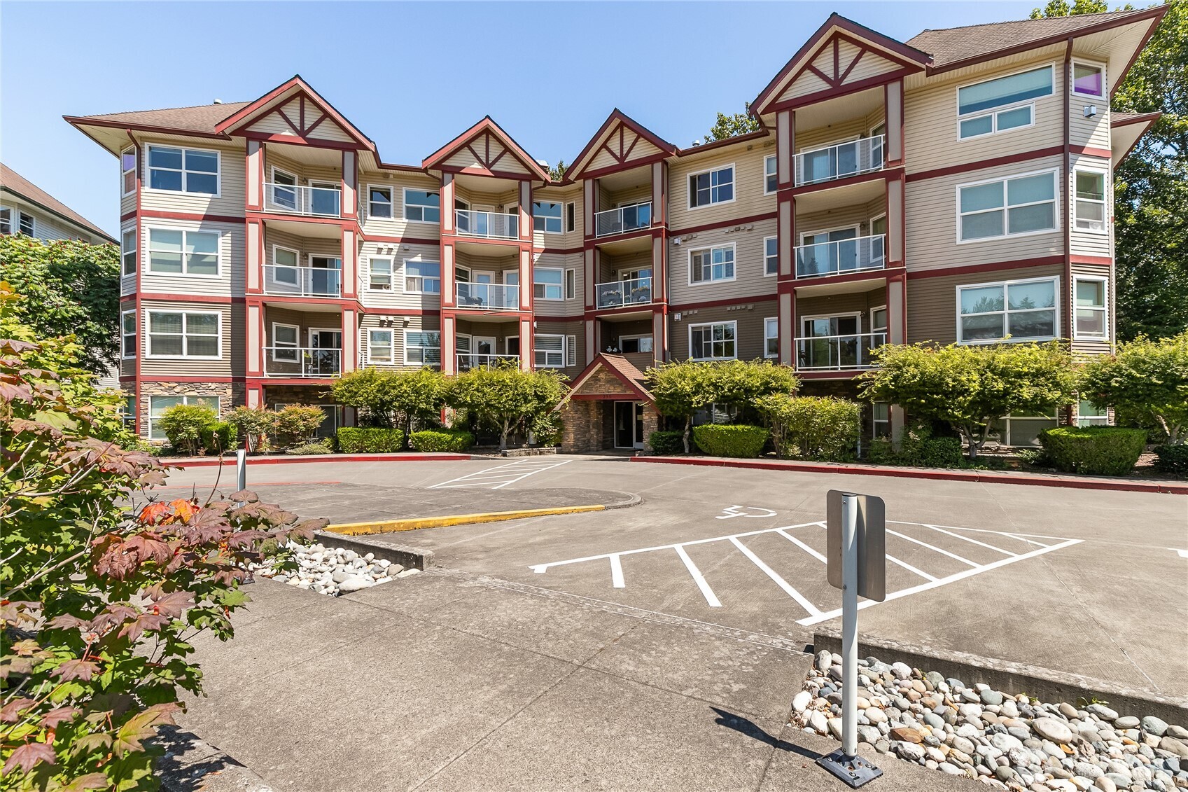 255 Bakerview Road #401
