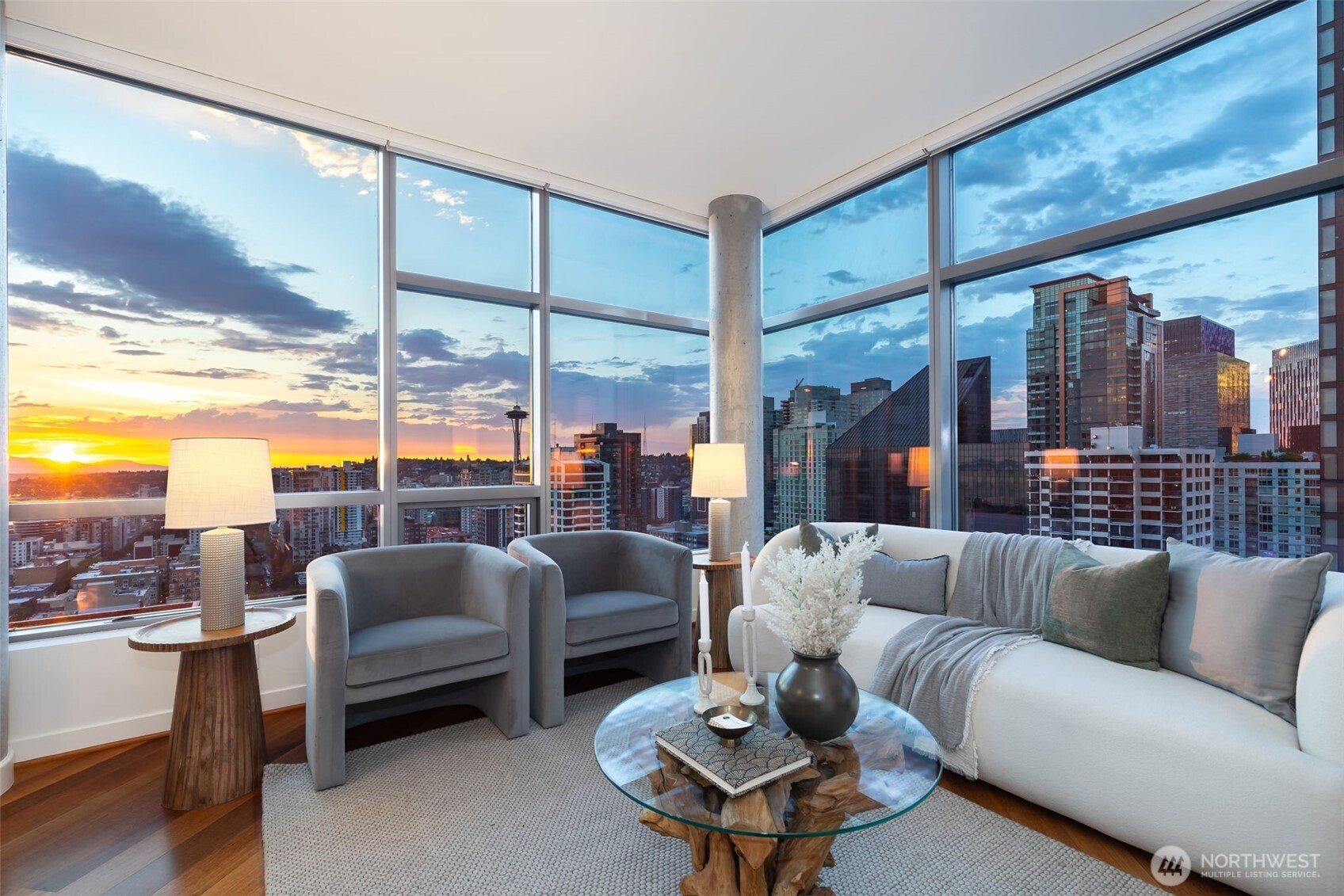 2033 2nd Avenue #2104